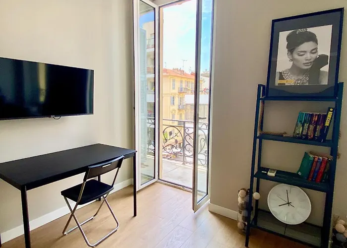 Best Studio With Ac - 15 Min Beach - 5 Min Bars