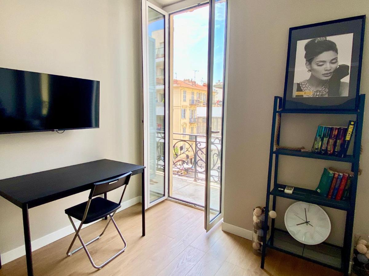 With Ac - 15 Min - 5 Min Bars Nizza